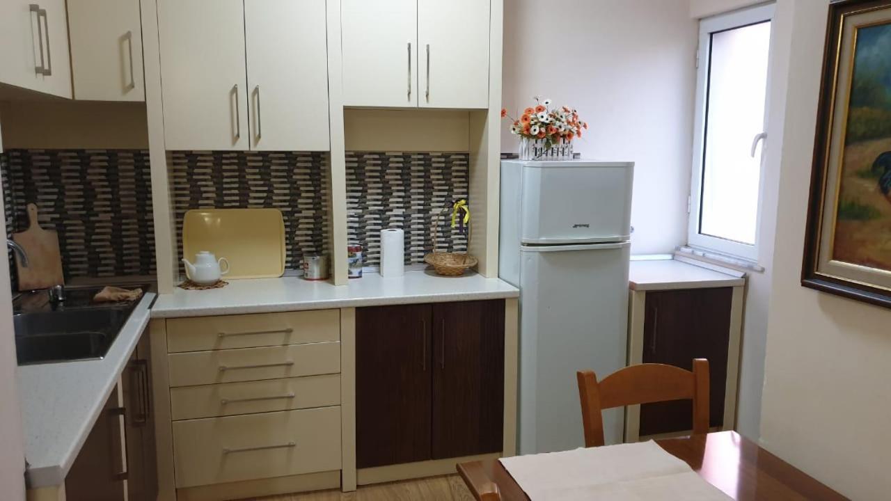 Valentina'S Apartment Tiranë Luaran gambar
