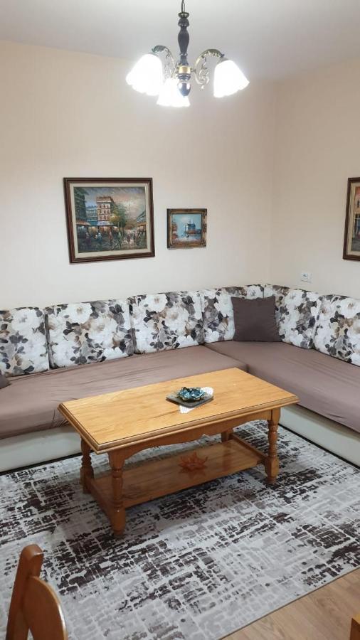 Valentina'S Apartment Tiranë Luaran gambar