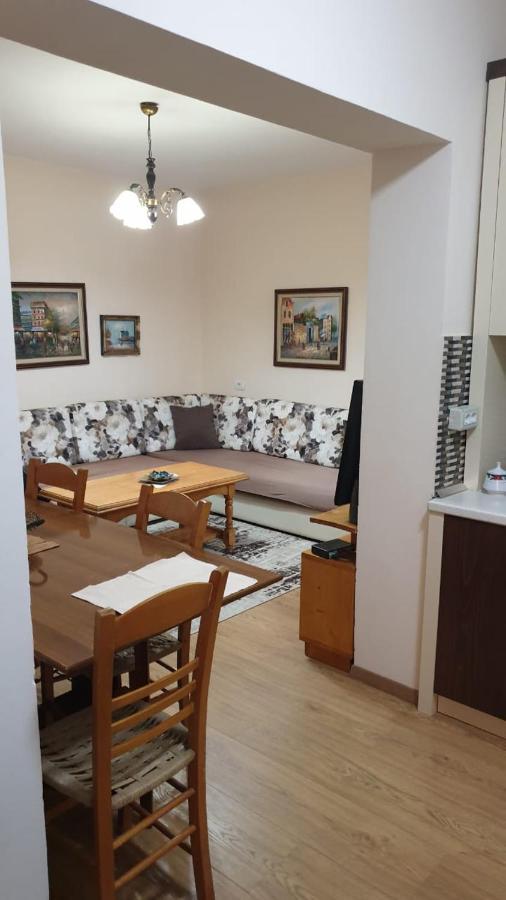 Valentina'S Apartment Tiranë Luaran gambar